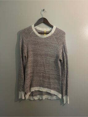Lole Taupe Crewneck Sweater with Cream Trim, Women’s size M